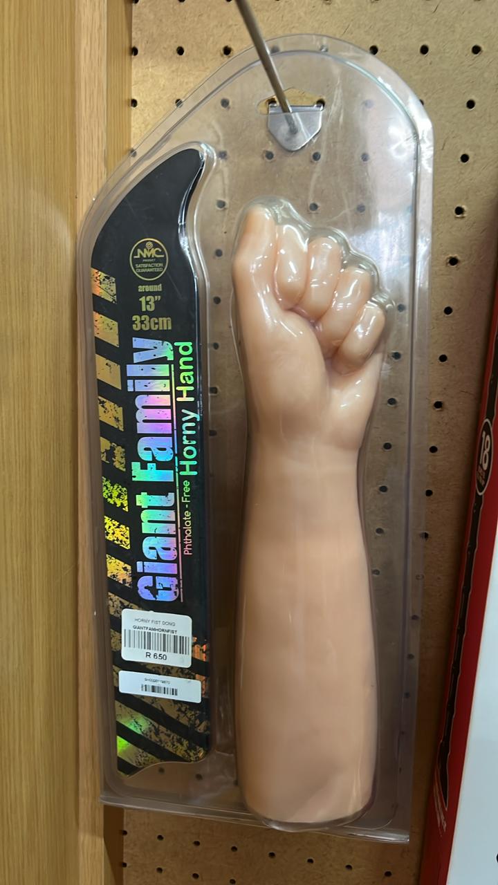 Giant Family Horny Hand